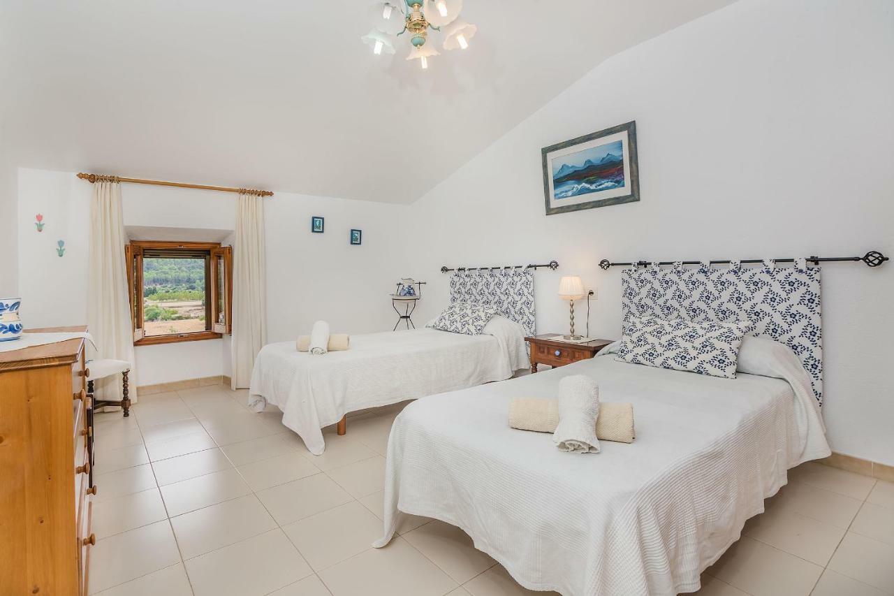 Villa Can Pau By Sunvillas Mallorca 波连斯萨 外观 照片